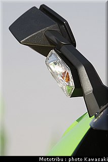 kawasaki_zx10r_2008_0178.jpg