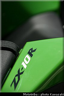 kawasaki_zx10r_2008_0192.jpg