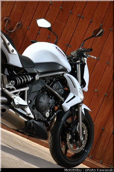 kawasaki_er6n_2009_0042