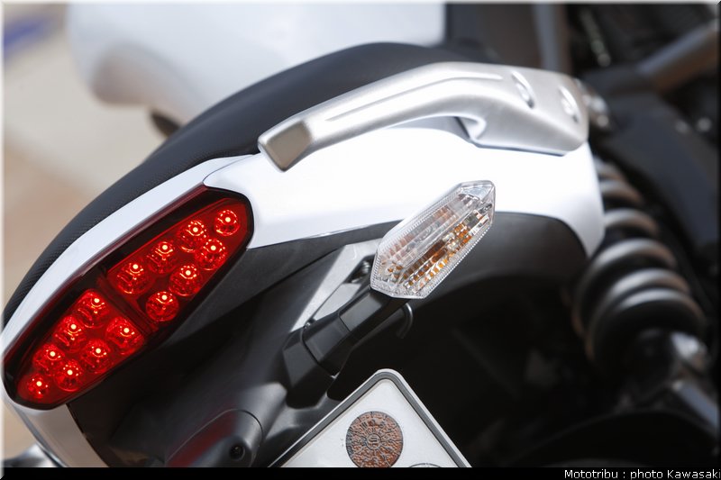 kawasaki_er6n_2009_0088