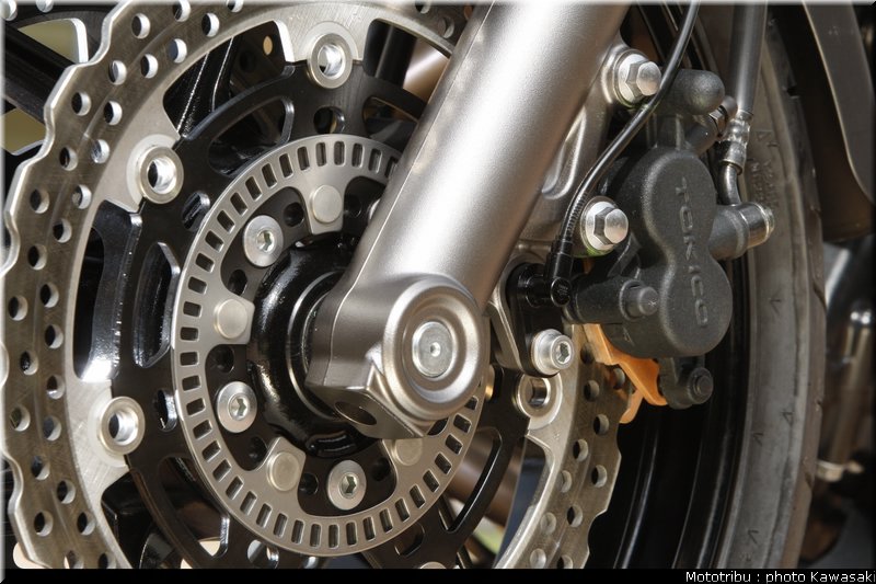 kawasaki_er6n_2009_0105