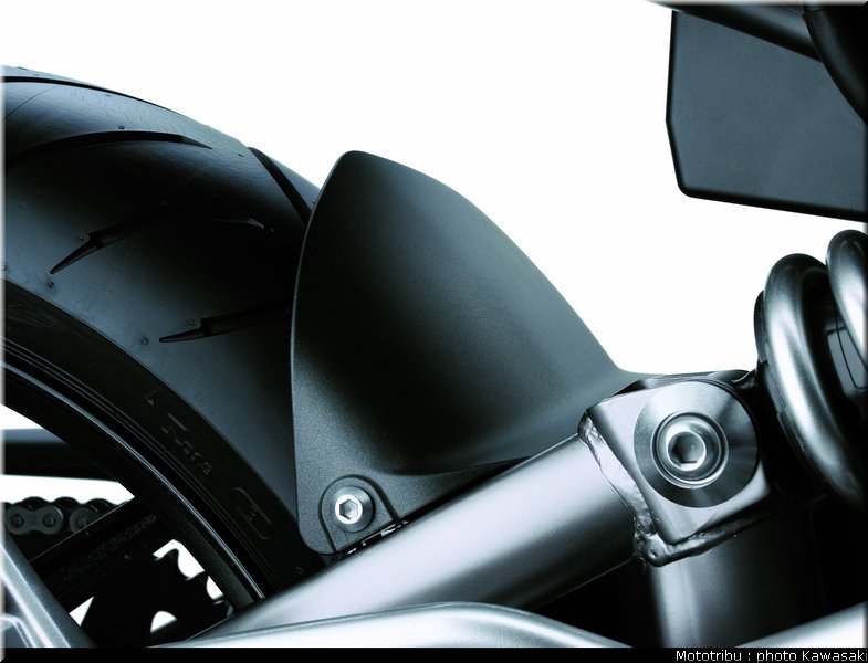 kawasaki_er6n_2009_0111