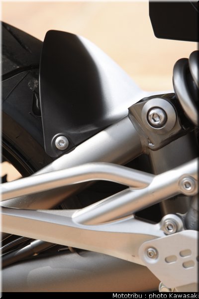 kawasaki_er6n_2009_0112