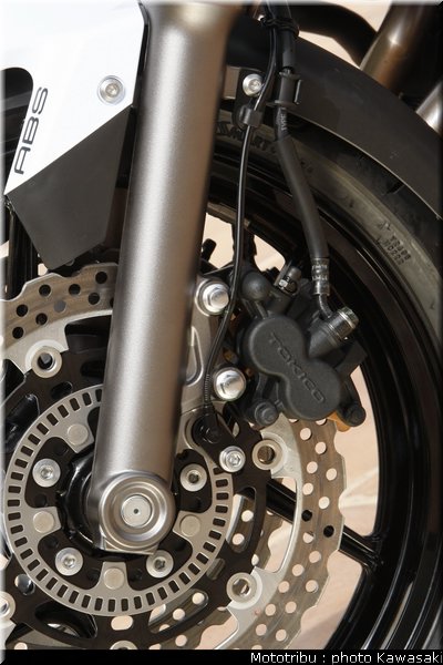 kawasaki_er6n_2009_0115