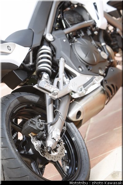 kawasaki_er6n_2009_0118