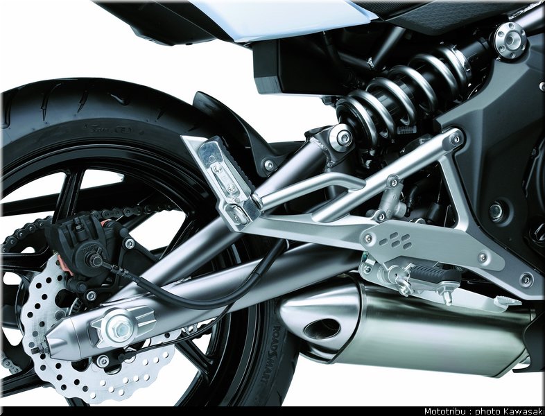 kawasaki_er6n_2009_0126