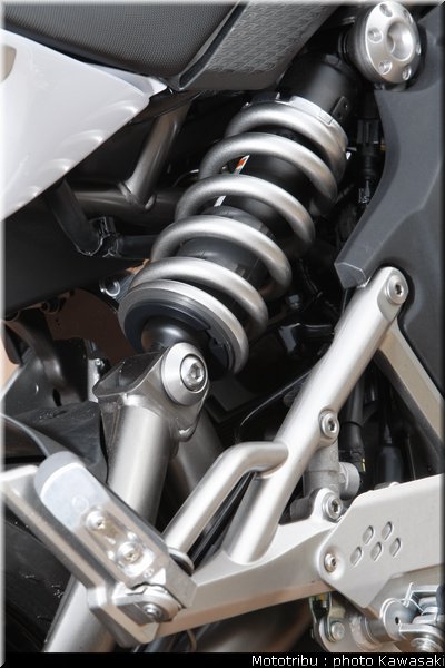 kawasaki_er6n_2009_0127