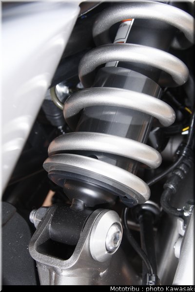 kawasaki_er6n_2009_0129