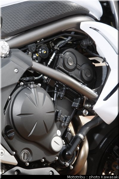 kawasaki_er6n_2009_0130