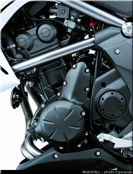 kawasaki_er6n_2009_0132