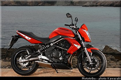 kawasaki_er6n_2009_0010.jpg