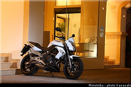 kawasaki_er6n_2009_0021.jpg