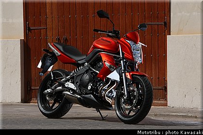 kawasaki_er6n_2009_0027.jpg