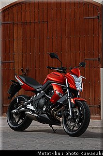 kawasaki_er6n_2009_0041.jpg