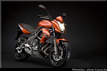 kawasaki_er6n_2009_0051.jpg