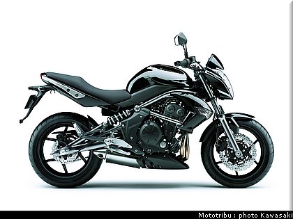 kawasaki_er6n_2009_0060.jpg
