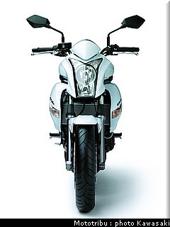 kawasaki_er6n_2009_0070.jpg