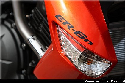 kawasaki_er6n_2009_0074.jpg