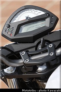 kawasaki_er6n_2009_0097.jpg