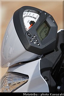 kawasaki_er6n_2009_0098.jpg