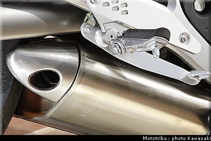 kawasaki_er6n_2009_0121.jpg