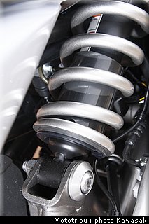 kawasaki_er6n_2009_0129.jpg