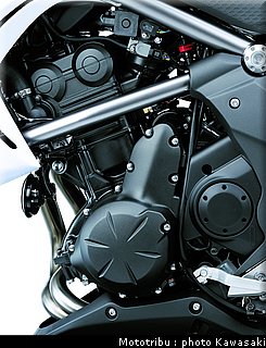kawasaki_er6n_2009_0132.jpg