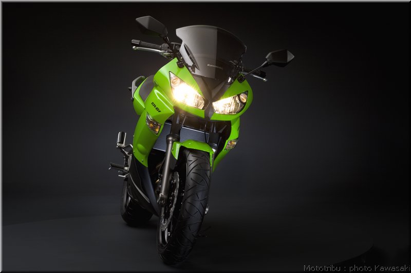 kawasaki_er6f_3_2009