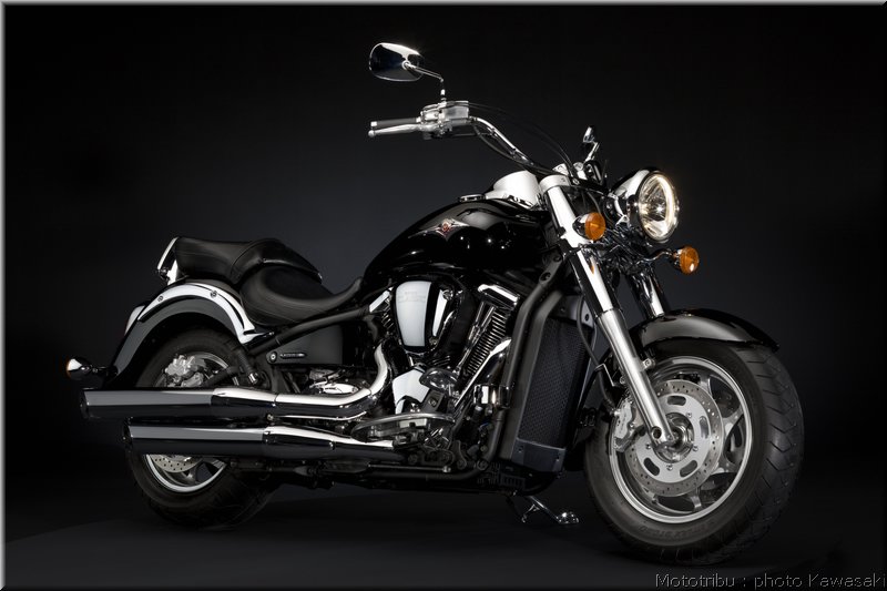 kawasaki_vn2000_classic_2009