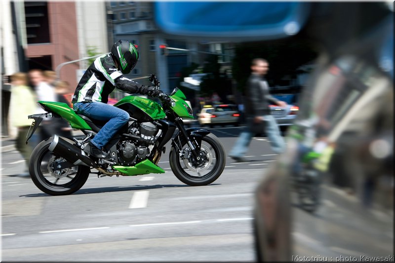 kawasaki_z750_2009_3