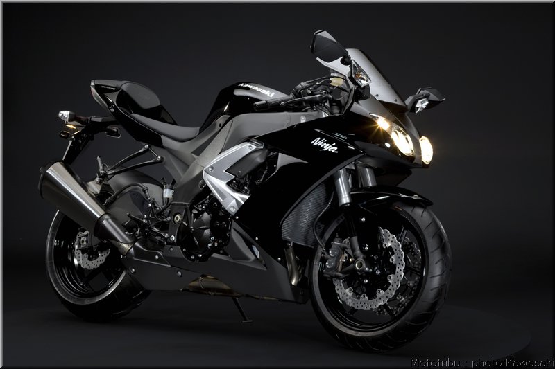 kawasaki_zx10r_4_2009