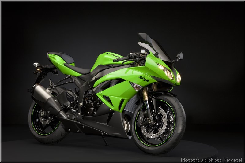 kawasaki_zx6r_2009_2