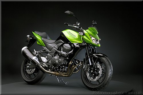 kawasaki_z750_2009_2.jpg