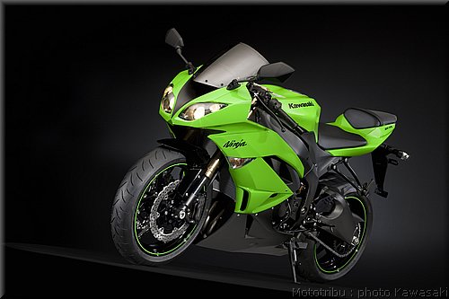 kawasaki_zx6r_2009_3.jpg