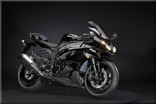 kawasaki_zx6r_2009_5.jpg
