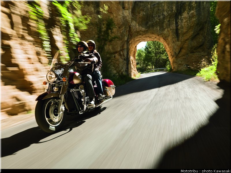 kawasaki_1700tourer2009_001