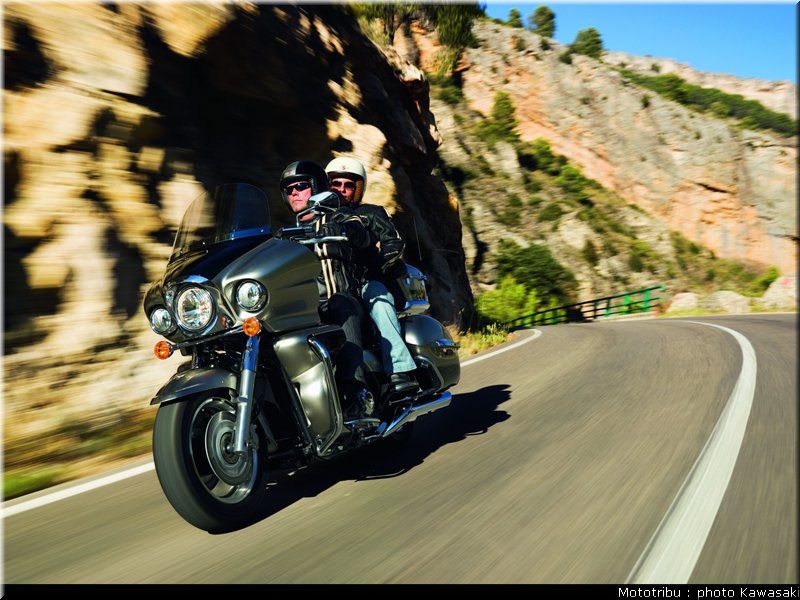 kawasaki_vn1700_voyager2009_01
