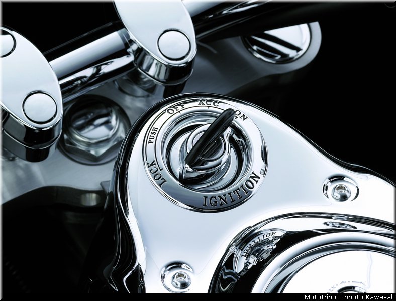 kawasaki_vn1700_voyager2009_14