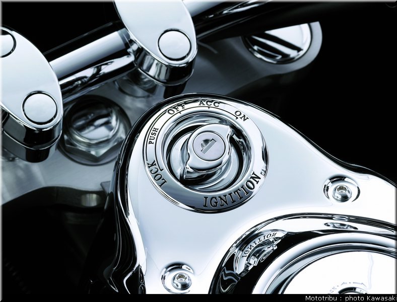 kawasaki_vn1700_voyager2009_15