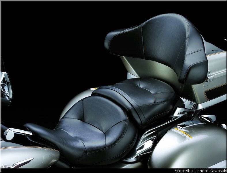 kawasaki_vn1700_voyager2009_20