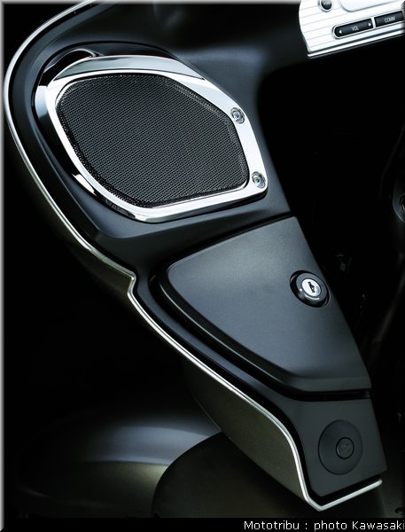 kawasaki_vn1700_voyager2009_30