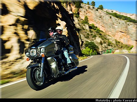 kawasaki_vn1700_voyager2009_01.jpg