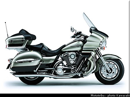 kawasaki_vn1700_voyager2009_06.jpg