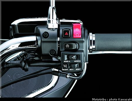 kawasaki_vn1700_voyager2009_12.jpg
