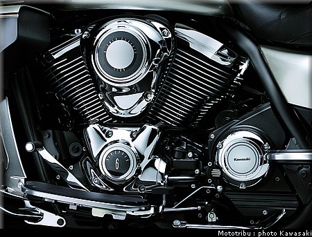 kawasaki_vn1700_voyager2009_23.jpg