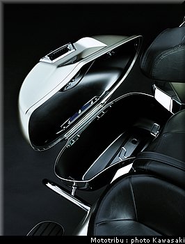 kawasaki_vn1700_voyager2009_28.jpg