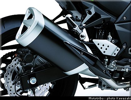 kawasaki_z750_2009_021.jpg