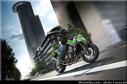 kawasaki_z750_2009_001.jpg