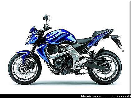 kawasaki_z750_2009_012.jpg