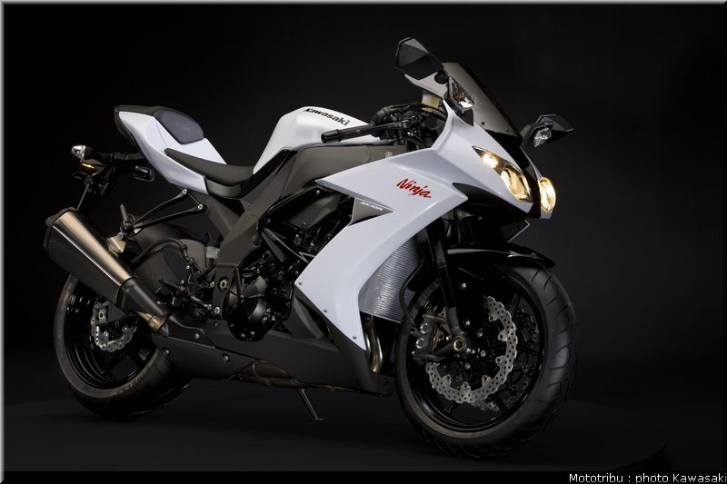 kawasaki_zx10r_2009_002